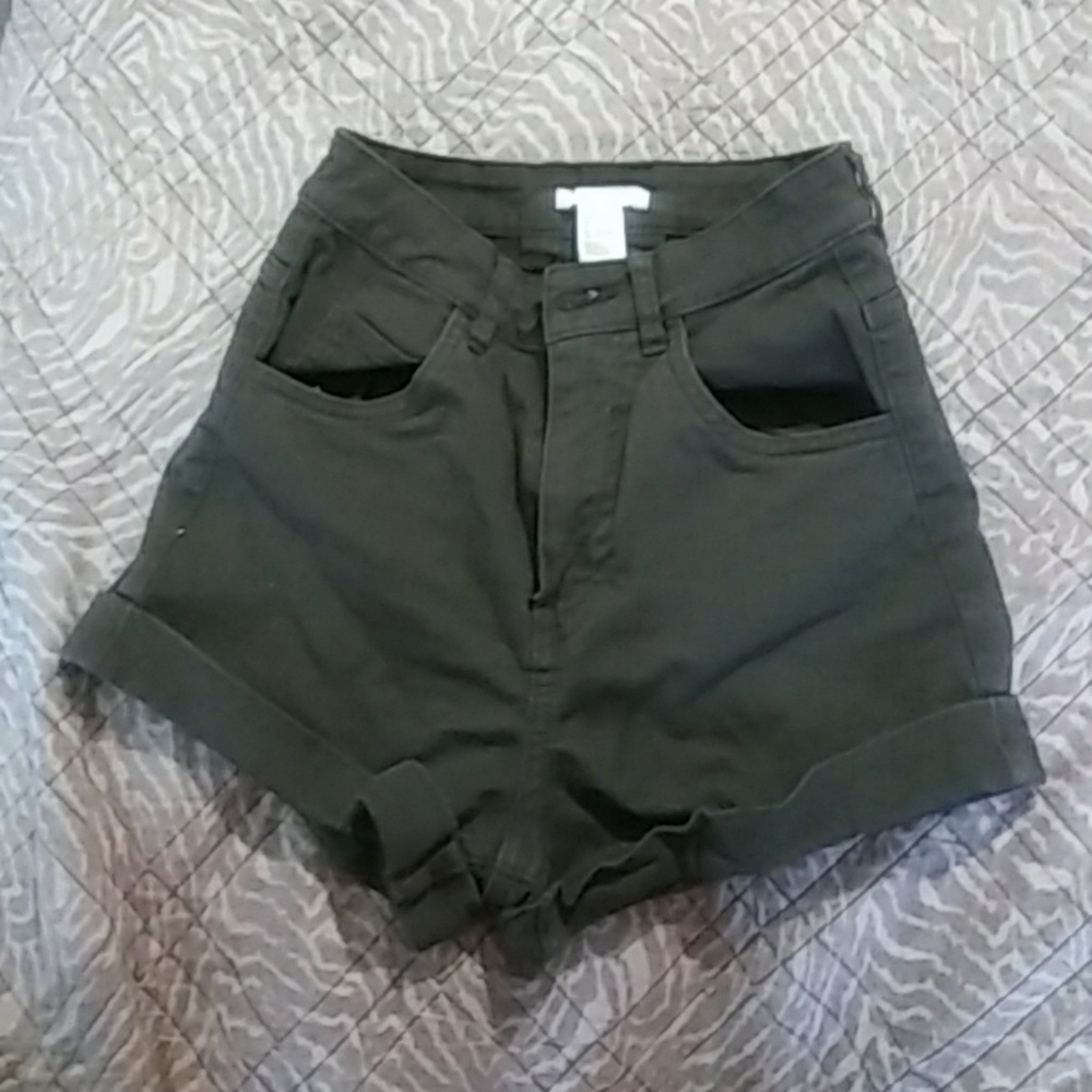 H&M high waist shorts